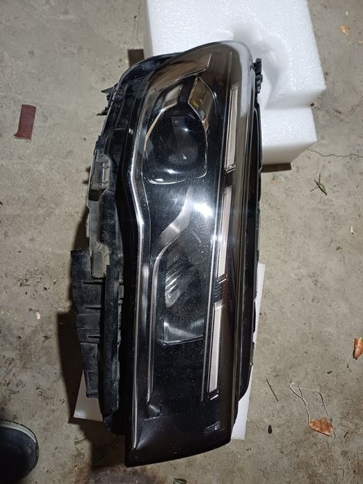 Фара правая Geely emgrand