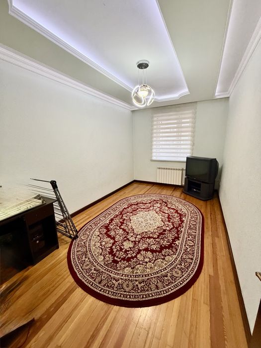 Продается 5 комнатная Банковская 150квМ Чиланзар 6 СтарМед