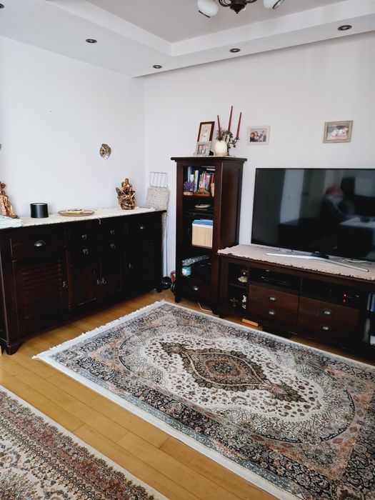Vand casa pe strada Lamaitei