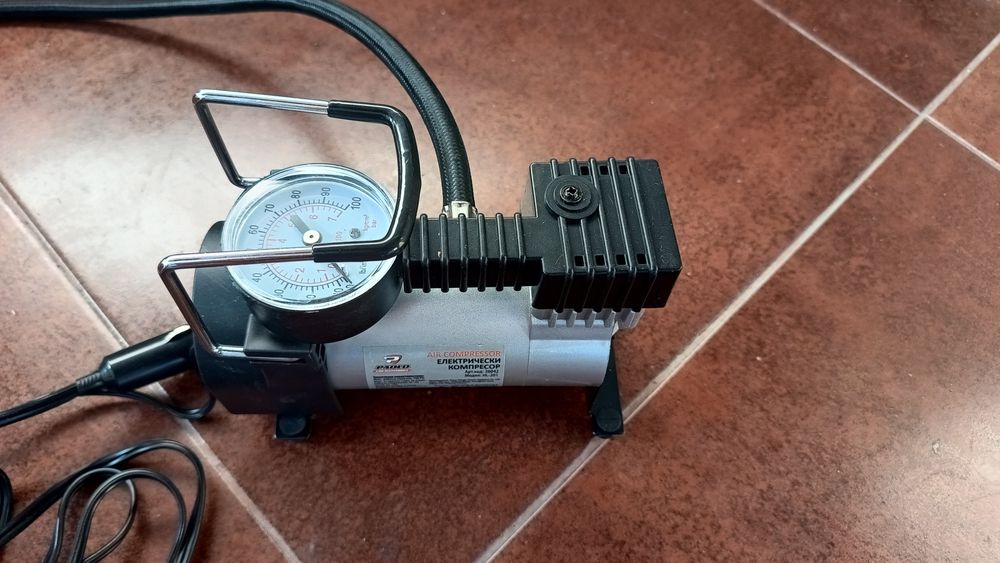 Компресор на 12 v