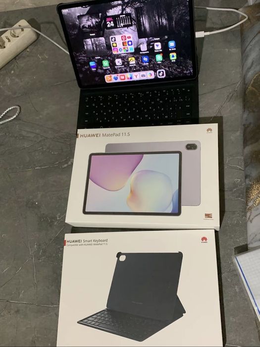 продается планшет Huawei 11.5 TXZ-W09