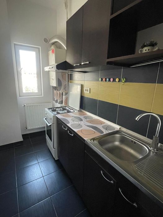 Proprietar inchiriez garsoniera Militari Residence stradal