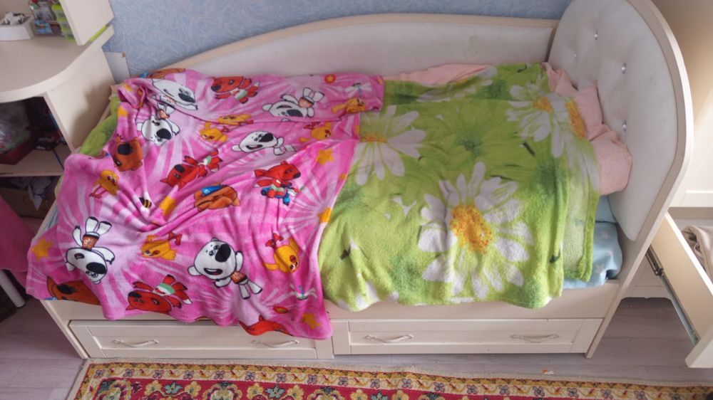 Детская мебель для девочки