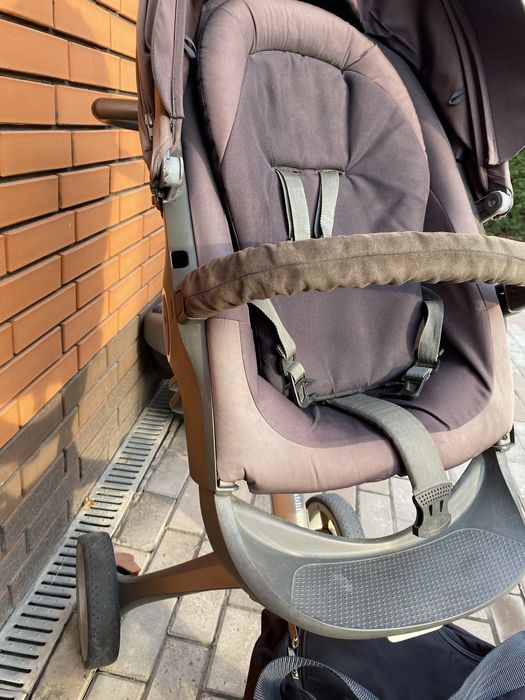 Продам коляску STOKKE   2в1