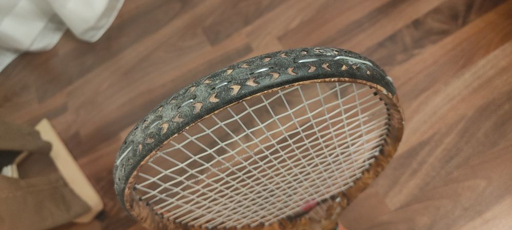 Racheta tenis Deesse woody graphite!