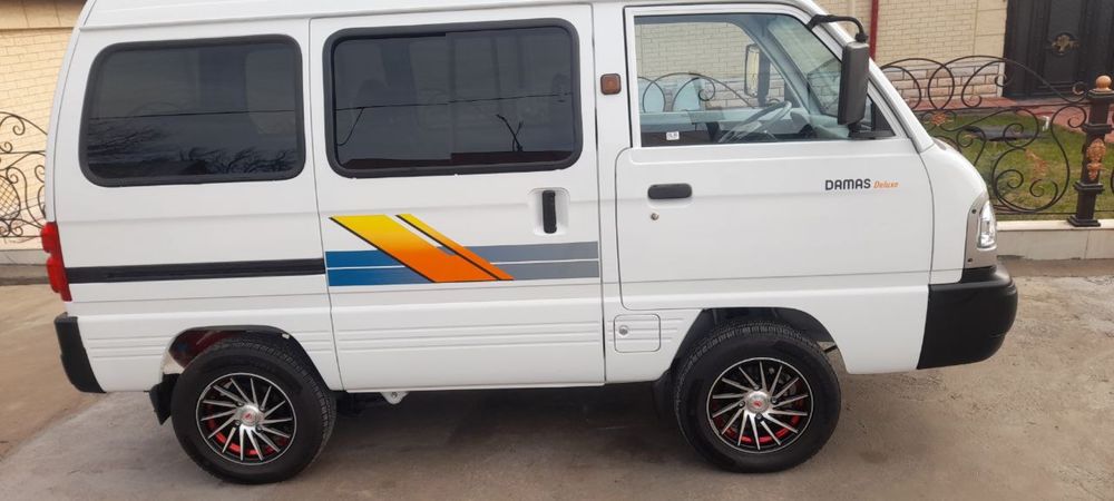 Damas 2000 min yurgan