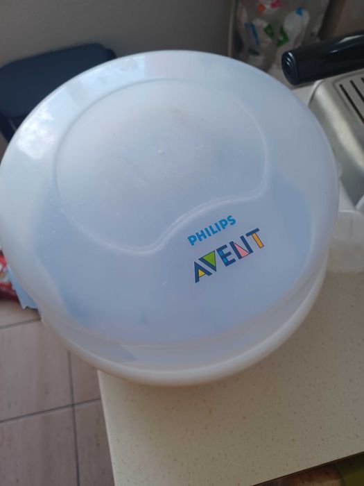 Стерилизатор и ел. помпа за кърма