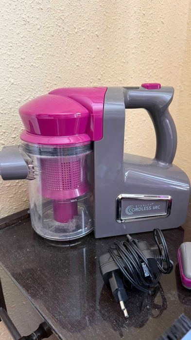 Aspirator vertical fără fir Starlyf Cordless VAC
