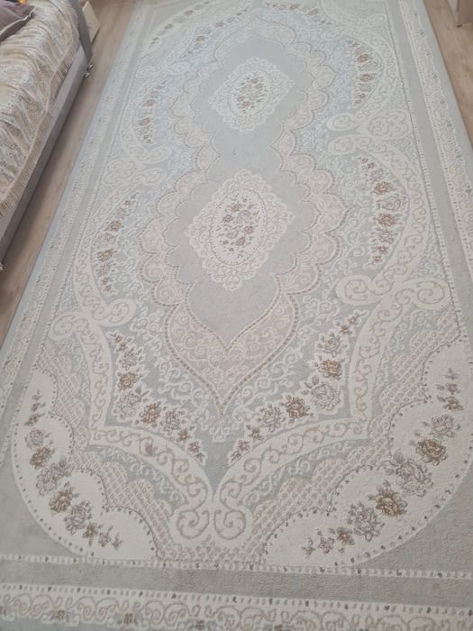 Ковёр шёлковый продам