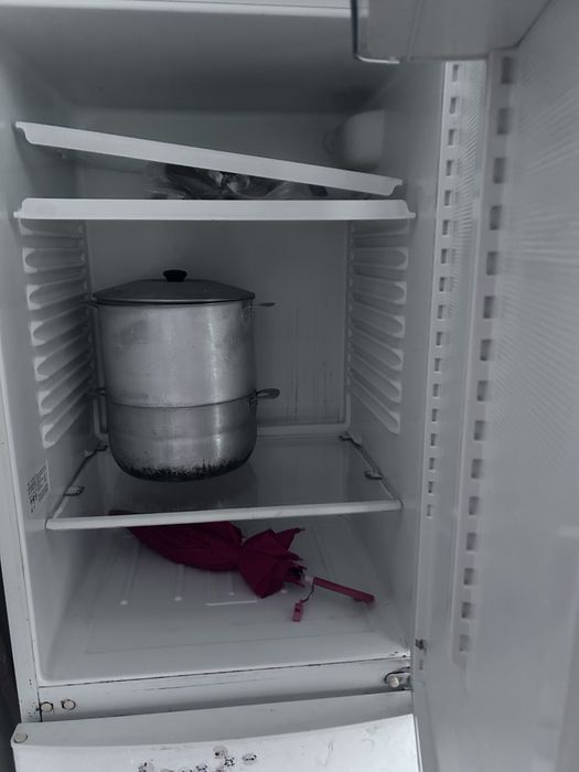 Продам холодильник б/у