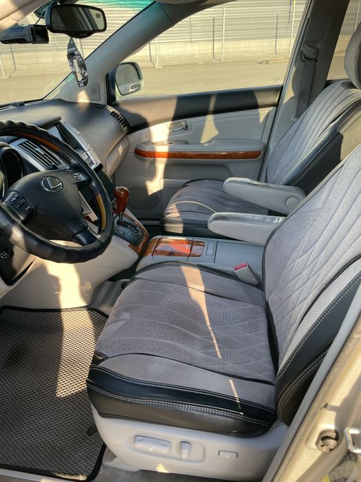 Продам Lexus RX 350