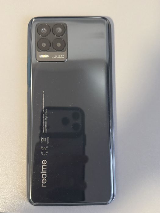 Realme 8: Punk black