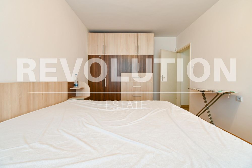 Дава се под наем Двустаен апартамент в София, Зона Б-5 - 78 кв.м за 750 € - Снимка #2