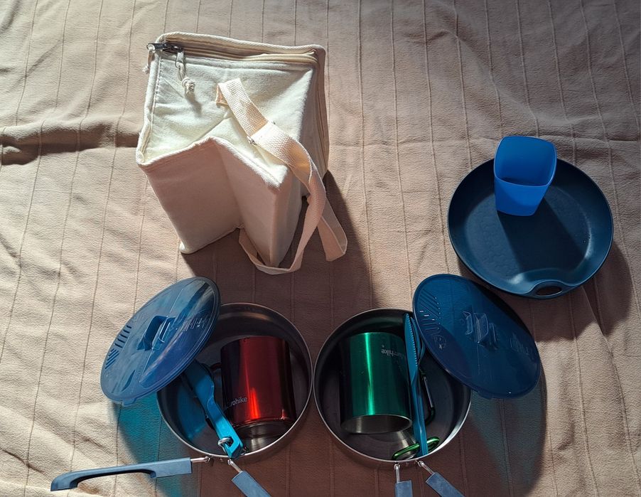 Set camping 4 persoane