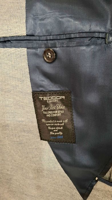 Ново стилно мъжко сако-"Теодор"