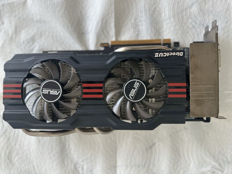 Placa video ASUS GeForceGTX 660 Ti