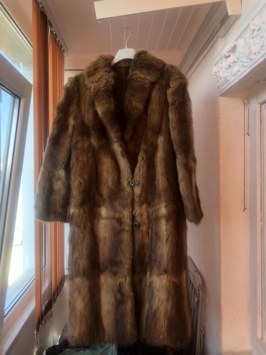 Haina de blana in conditie buna