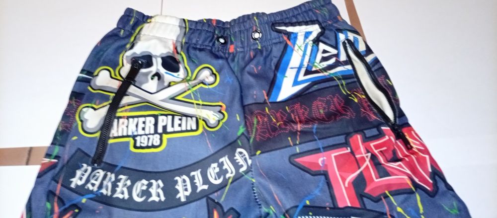 Gucci Екип Екипи и Шапки