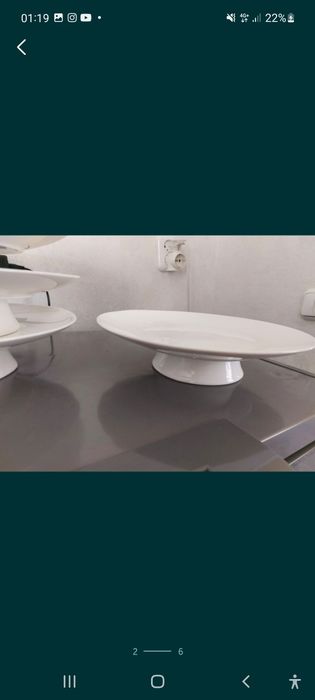 Продам белый форфоровый тортница