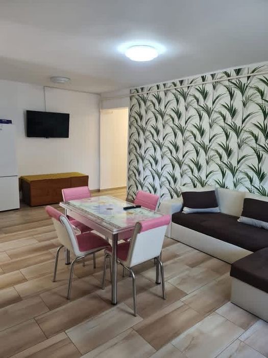 Inchiriez apartament Mamaia