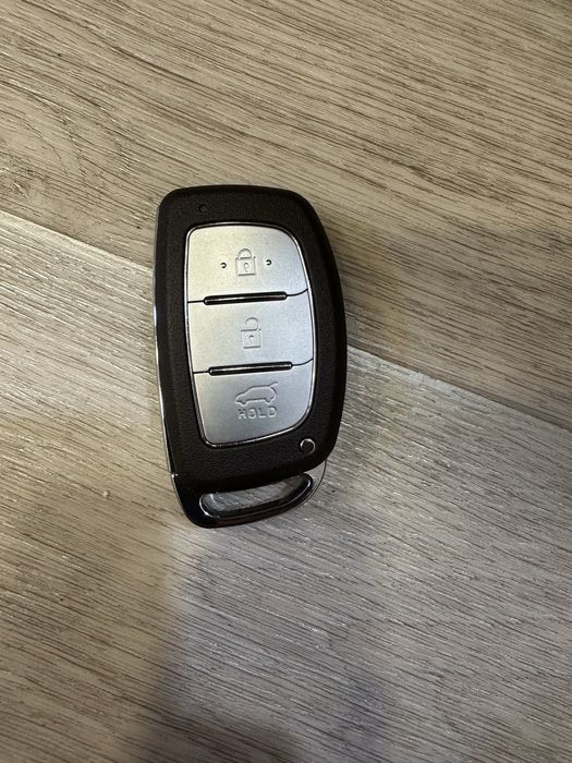 Продам автоключ для hyundai tucson и многие другие хюндаи