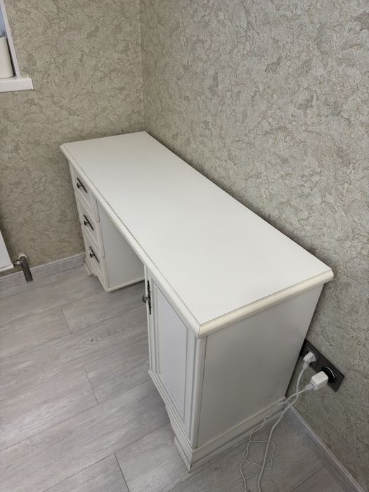 Туалетный столик