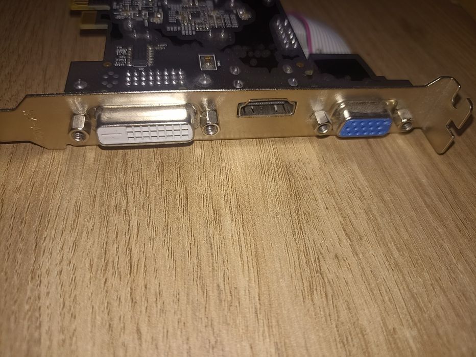 Placa video AMD 350
