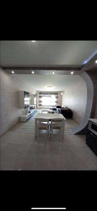 Дава се под наем Двустаен апартамент в Пловдив, Тракия - 80 кв.м за 510 € - Снимка #3