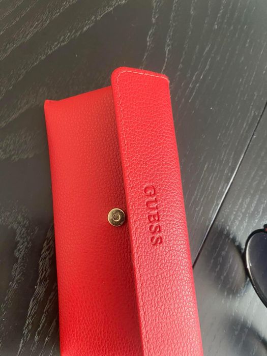 Слънчеви очила Guess