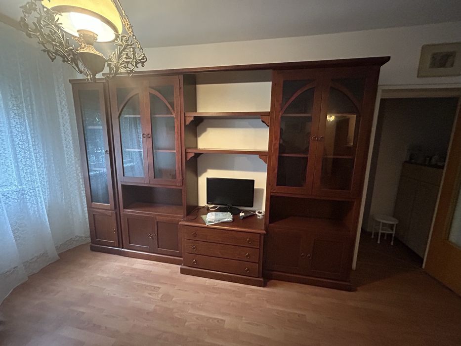 Mobila living / sufragerie lemn stare impecabila