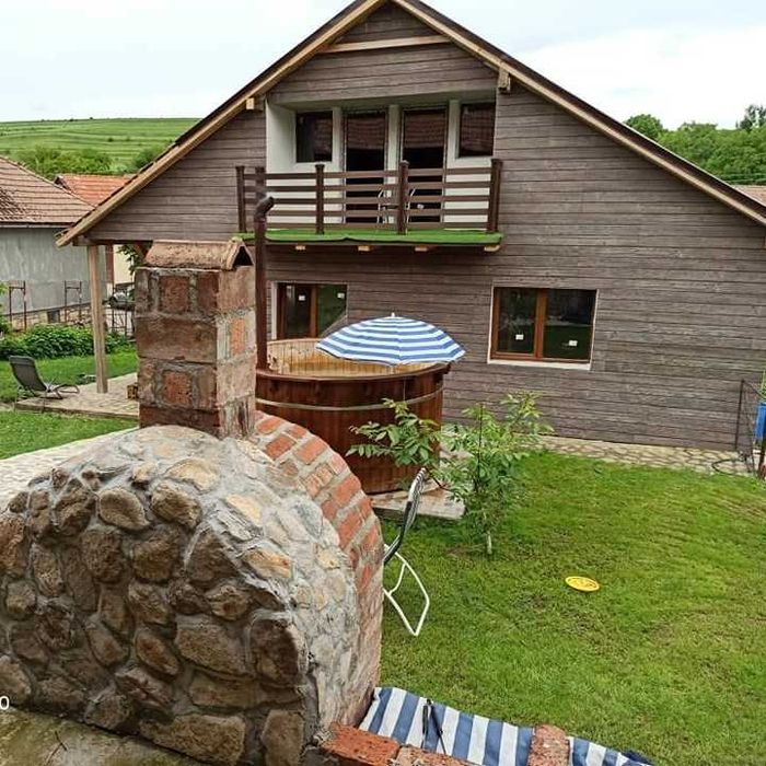 Cel mai mare Ciubăr izolat cu fibra si soba inclusa