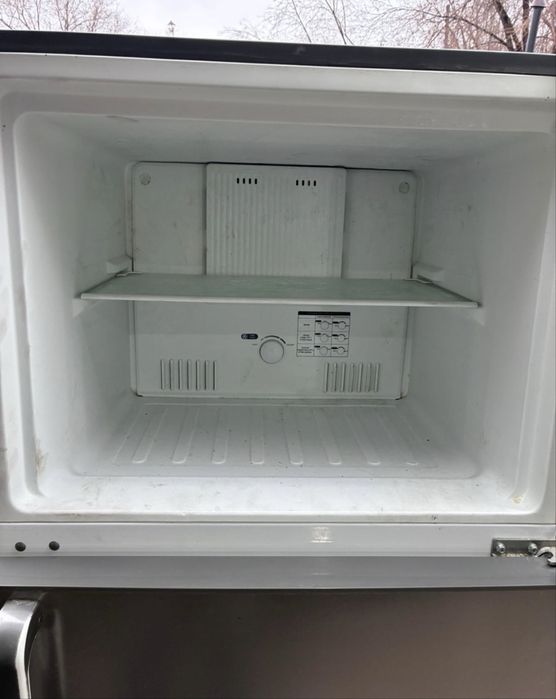 Продам холодильник