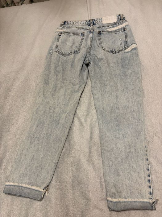 Blugi rupti Pull&Bear