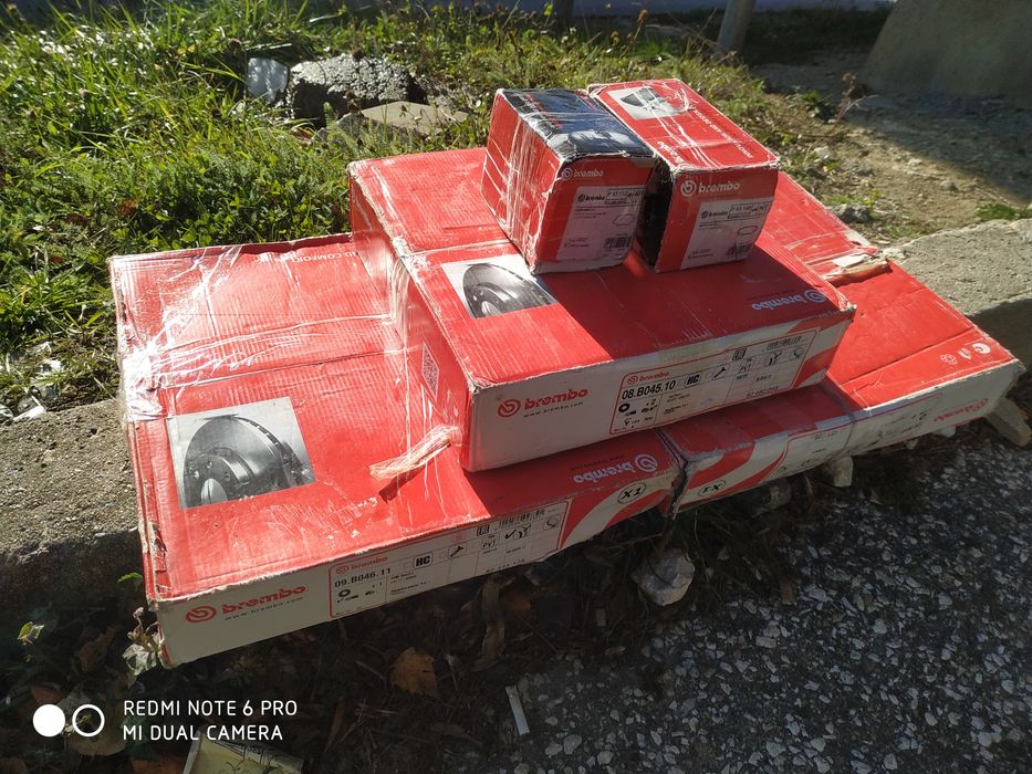 Дискове и накладки комплект за Toyota Avensis след 2009