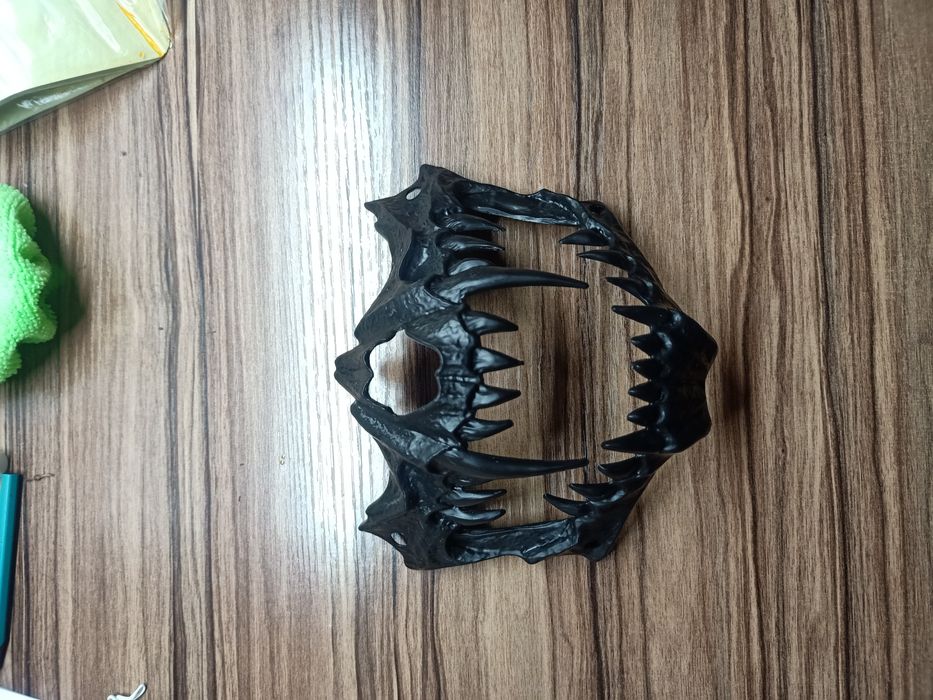 Пластиковые маски/для интерьера