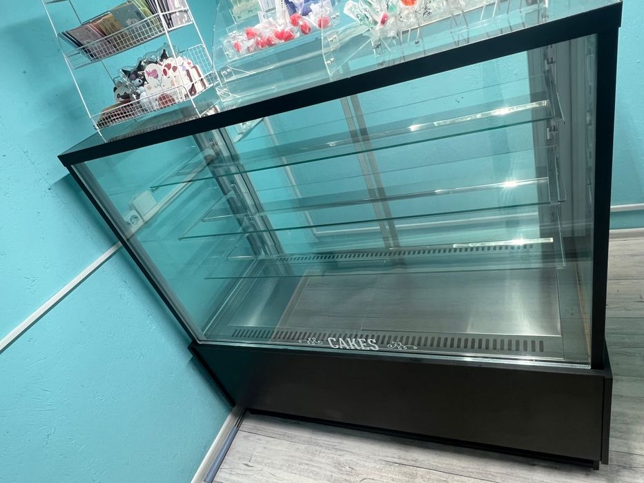 Витринный холодильник
