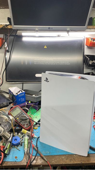 Reparatii Controllere/Joystick PlayStation Console PS4/PS5/Xbox One S/X