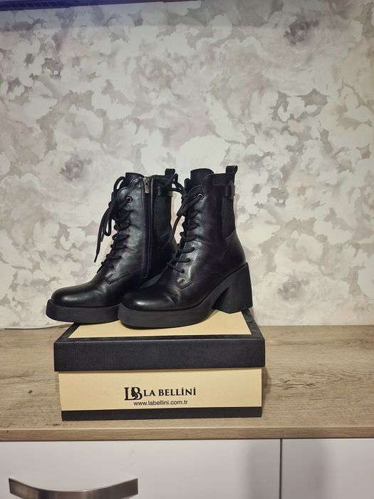 Боти от естествена кожа