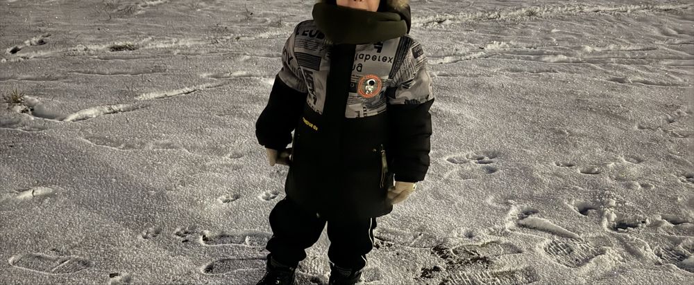 Продам куртку на мальчика