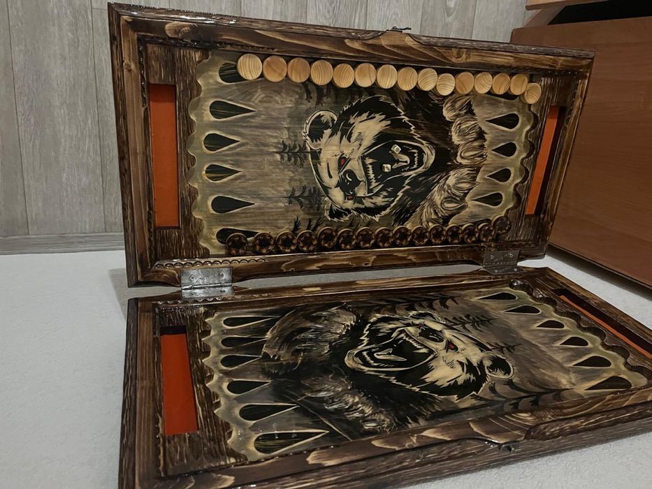 Нарды новые , не разу не игранные , резные , ручной работы