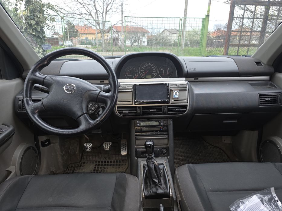 Нисан Х-Траил 2.2 114кс 2003г