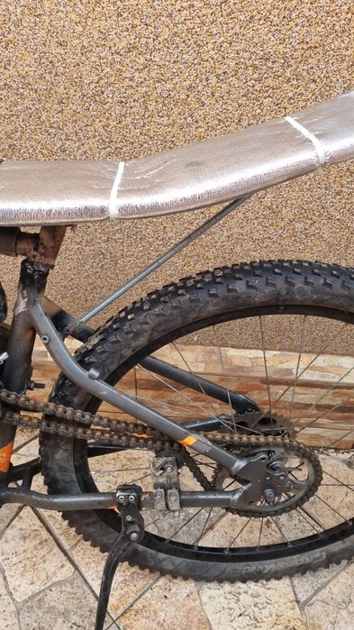 Bicicletă rockrider st 120s modificată cu motor 80cc 2t