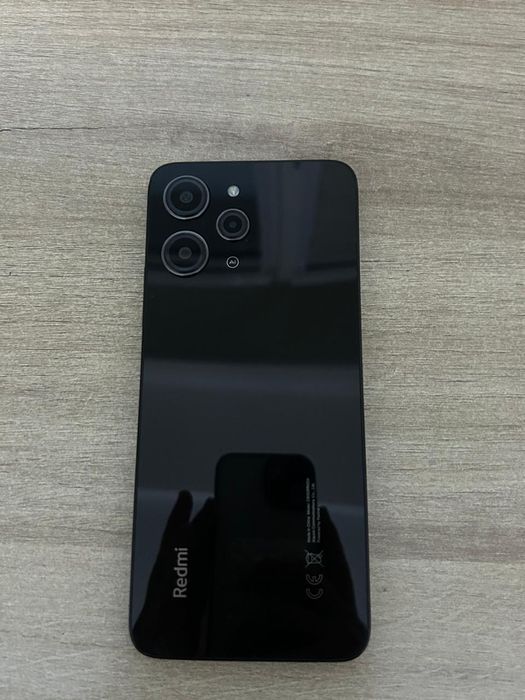 Продам телефон Xiaomi Redmi 12