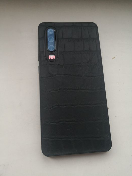 Хуавей Р 30 ураган