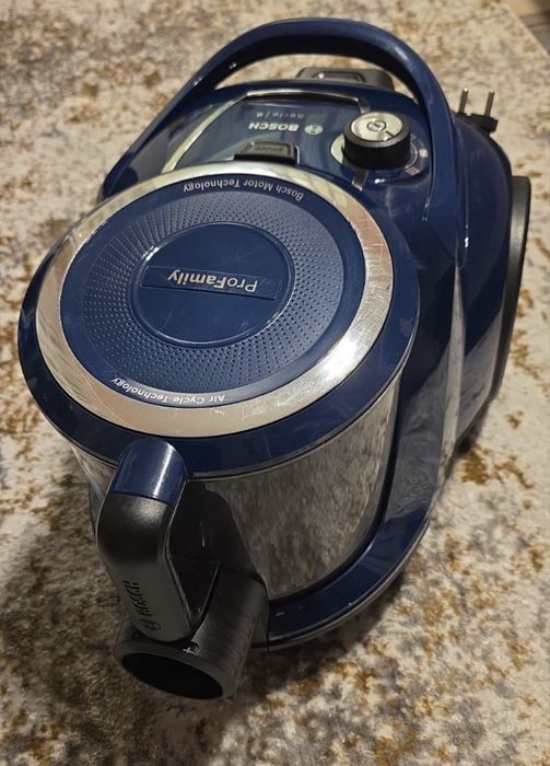 Прахосмукачка BOSCH series 6 profamily