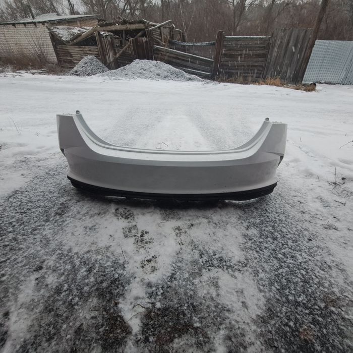 Продам задний бампер