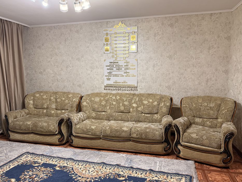 Продам диван в отличном состояни