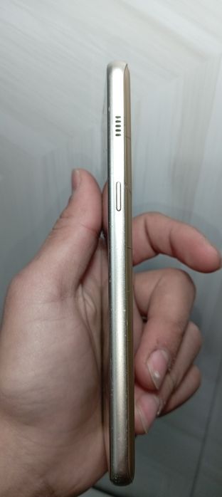 Samsung Galaxy A8 4/32 Gb 2021