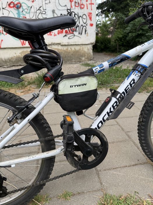 Vând bicicleta Rockrider, copii, 20”