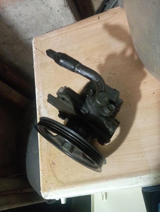 Продам Гур насос